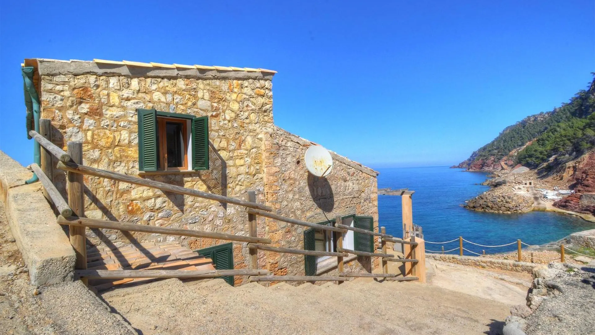 Дом отдыха Cala Estellencs Beach House By Slow Villas Испания